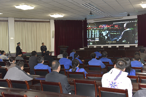 1618386543754351.jpeg 公司舉辦“預(yù)防電信網(wǎng)絡(luò)詐騙宣傳周”活動 (2).jpg