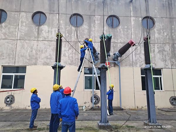 1637637873318782.jpeg 驚心動魄46小時2.jpg