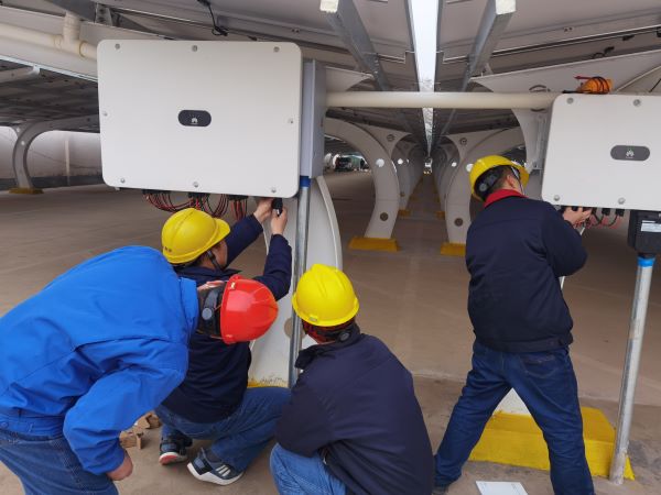 1642982091963643.jpeg 光伏車棚3.jpg