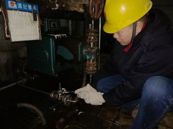 1644061105109725.jpeg 張建國(guó)除一夜班照.jpg