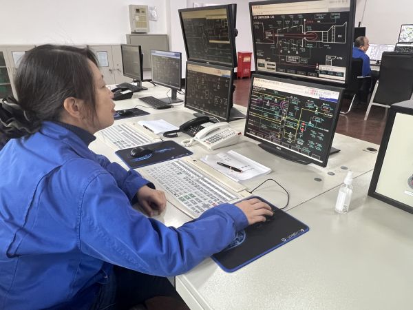 1674640249879952.jpeg 空分主操 李莉.jpg