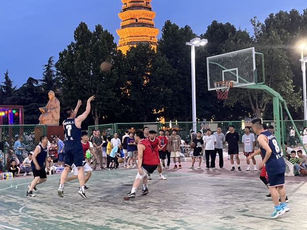 1690501687371269.jpeg 2023年7月27日彬州公司與彬州籃球協隊友誼賽1.jpg