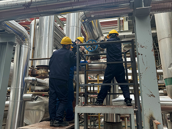 1712820771467072.jpeg 圖片4群力在關(guān)蒸汽大閥門(mén).jpg