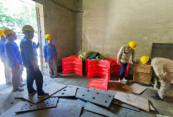 1716534592296687.jpeg 2024年5月23日運(yùn)銷市場部防汛準(zhǔn)備檢查xuan5.jpg