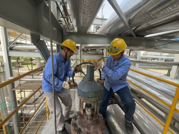 1719990155510217.jpeg 協(xié)力開(kāi)大閥門.jpg