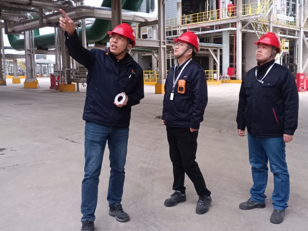 071741307596138245.jpg 公司領(lǐng)導帶隊檢查“兩會”期間安全生產(chǎn)工作.jpg